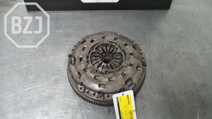 Gebruikte Vliegwiel dubbele massa Ford Transit Prijs op aanvraag aangeboden door BZJ b.v.