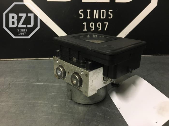 Gebruikte ABS Pomp Hyundai i10 (B5) 1.0 12V Prijs op aanvraag aangeboden door BZJ b.v.