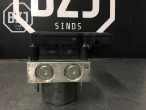 Gebruikte ABS Pomp Ford Transit 2.0 TDCi 16V Eco Blue 170 Prijs € 150,00 Margeregeling aangeboden door BZJ b.v.