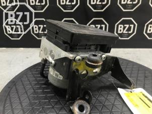 Gebruikte ABS Pomp Jaguar E-Pace 2.0 D 180 16V AWD Prijs op aanvraag aangeboden door BZJ b.v.