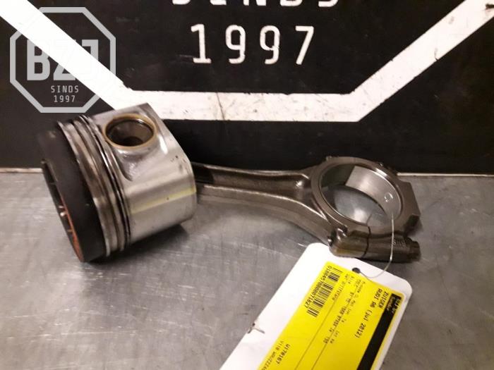 Gebruikte Zuiger Audi A6 Prijs op aanvraag aangeboden door BZJ b.v.