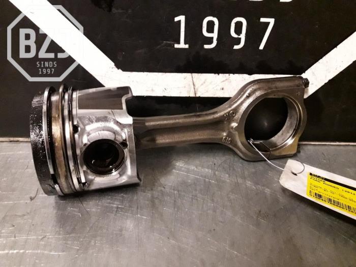 Gebruikte Zuiger Ford Mondeo Prijs op aanvraag aangeboden door BZJ b.v.