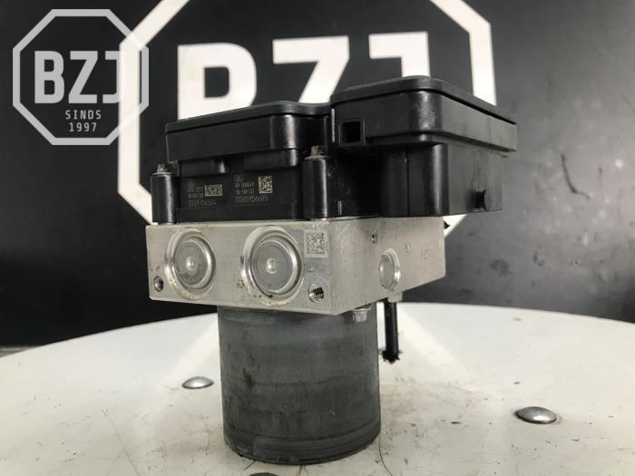 Gebruikte ABS Pomp Volkswagen Polo VI (AW1) 1.0 MPi 12V Prijs op aanvraag aangeboden door BZJ b.v.