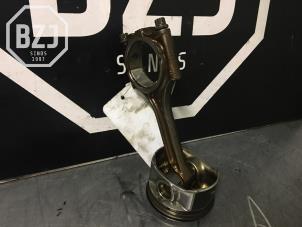 Gebruikte Zuiger Ford Focus 2 2.5 20V ST Prijs € 100,00 Margeregeling aangeboden door BZJ b.v.