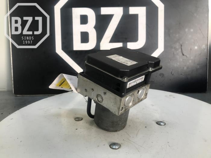 Gebruikte ABS Pomp Audi S5 (8T3) S5 4.2 V8 40V Prijs op aanvraag aangeboden door BZJ b.v.