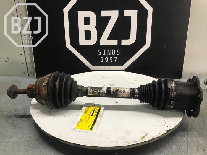 Aandrijfas rechts-voor van een Audi S5 (8T3) S5 4.2 V8 40V 2009