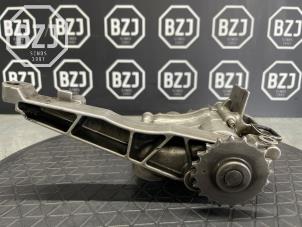 Gebruikte Oliepomp Mercedes CLS (C219) 320 CDI 24V Prijs op aanvraag aangeboden door BZJ b.v.