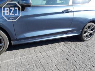 Gebruikte Zijskirt links Ford Fiesta 7 1.0 EcoBoost 12V 100 Prijs € 121,00 Inclusief btw aangeboden door BZJ b.v.