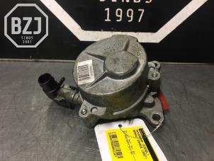 Gebruikte Vacuumpomp (Diesel) Renault Espace Prijs op aanvraag aangeboden door BZJ b.v.