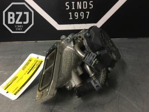 Gebruikte Gasklephuis Volkswagen T-Roc I 2.0 TDI 150 4Motion 16V Prijs op aanvraag aangeboden door BZJ b.v.