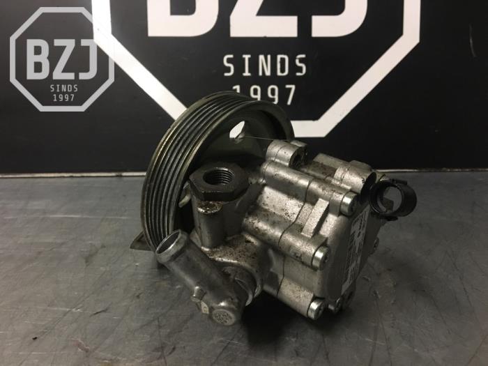 Gebruikte Pomp Servo Fiat Doblo Cargo (263) 1.6 D Multijet Prijs op aanvraag aangeboden door BZJ b.v.