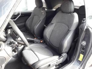 Gebruikte Bekleding Set (compleet) Mini Mini Cabrio (F57) 2.0 16V Cooper S Prijs € 650,00 Margeregeling aangeboden door BZJ b.v.