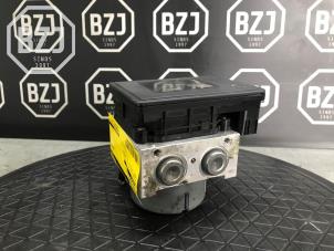 Gebruikte ABS Pomp Ford Mondeo V 1.5 TDCi Prijs op aanvraag aangeboden door BZJ b.v.