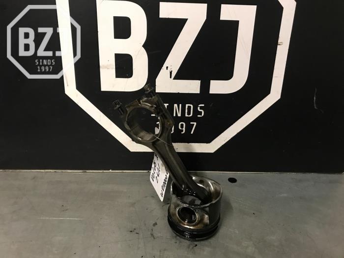 Gebruikte Zuiger Volvo XC60 I (DZ) 2.4 D3 20V Prijs op aanvraag aangeboden door BZJ b.v.
