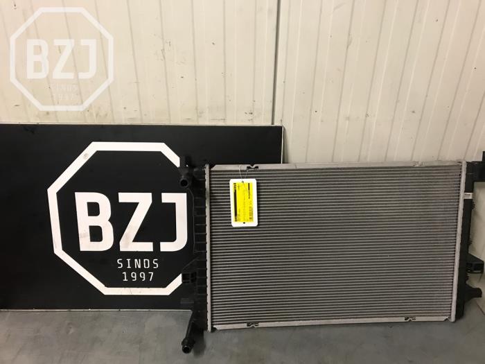 Gebruikte Radiateur Seat Leon (5FB) 1.4 TSI 16V Prijs € 100,00 Margeregeling aangeboden door BZJ b.v.
