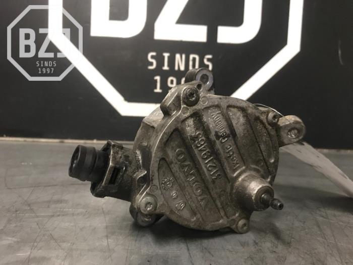 Gebruikte Vacuumpomp Rembekrachtiging Volvo XC60 I (DZ) 2.4 D3 20V Prijs op aanvraag aangeboden door BZJ b.v.