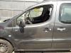 Peugeot Partner Tepee (7A/B/C/D/E/F/G/J/P/S) 1.6 HDi,Blue HDi 75 Deur 2Deurs links