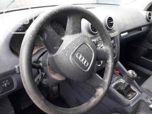 Gebruikte Airbag links (Stuur) Audi A3 (8P1) 1.9 TDI Prijs op aanvraag aangeboden door BZJ b.v.
