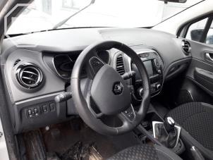 Gebruikte Airbag set + dashboard Renault Captur (2R) Prijs op aanvraag aangeboden door BZJ b.v.
