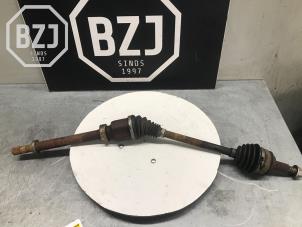 Gebruikte Aandrijfas rechts-voor Mercedes Citan (415.6) 1.5 109 CDI Prijs op aanvraag aangeboden door BZJ b.v.