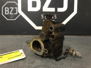 Gebruikte Oliepomp Renault Megane IV (RFBB) 1.2 Energy TCE 130 Prijs op aanvraag aangeboden door BZJ b.v.