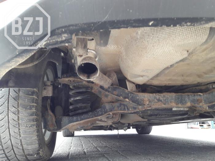 Gebruikte Uitlaat Einddemper Ford C-Max (DXA) 1.0 Ti-VCT EcoBoost 12V 125 Prijs op aanvraag aangeboden door BZJ b.v.