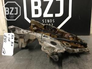 Gebruikte Distributiedeksel Kia Rio Prijs op aanvraag aangeboden door BZJ b.v.