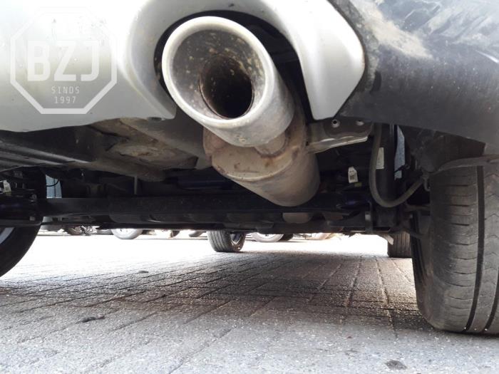Gebruikte Uitlaat Einddemper Kia Stonic (YB) 1.0i T-GDi 12V Prijs € 150,00 Margeregeling aangeboden door BZJ b.v.