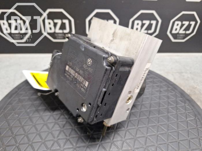 Gebruikte ABS Pomp BMW 3 serie (E46/4) 320i 24V Prijs € 75,00 Margeregeling aangeboden door BZJ b.v.