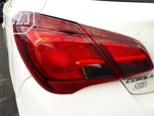 Gebruikte Achterlicht links Opel Corsa E 1.4 Turbo 16V Prijs € 75,00 Margeregeling aangeboden door BZJ b.v.