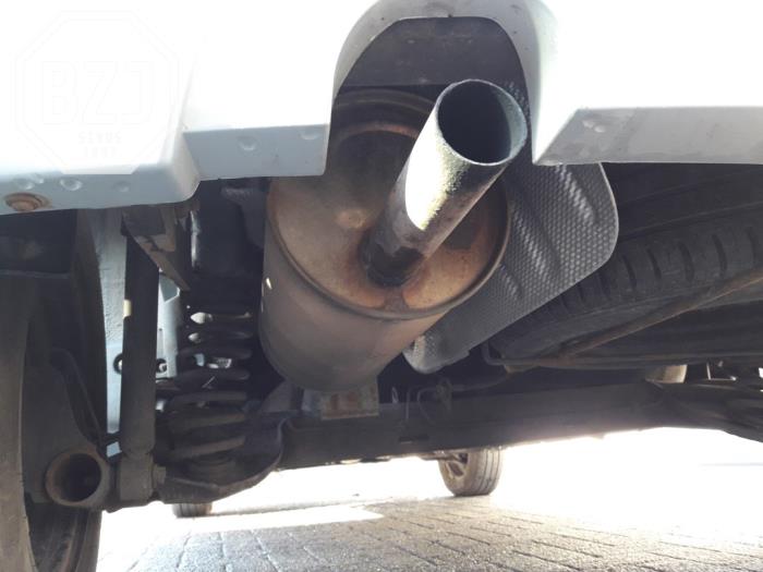 Gebruikte Uitlaat Einddemper Dacia Sandero I (BS) 1.2 16V Prijs op aanvraag aangeboden door BZJ b.v.
