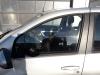 Dacia Sandero I (BS) 1.2 16V Deurruit 4Deurs links-voor