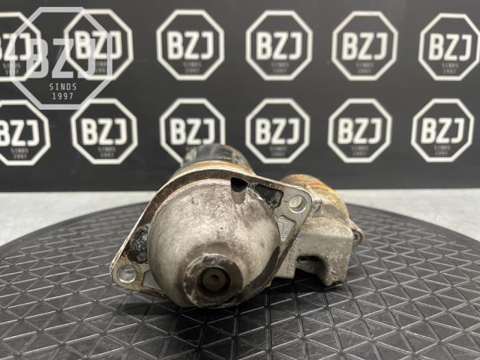 Startmotor van een Mercedes-Benz B (W245) 2.0 B-180 CDI 16V 2010