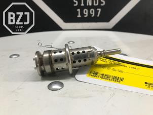 Gebruikte Injector adblue Citroen C3 Aircross I (2C/2R) 1.5 BlueHDi 120 Prijs op aanvraag aangeboden door BZJ b.v.