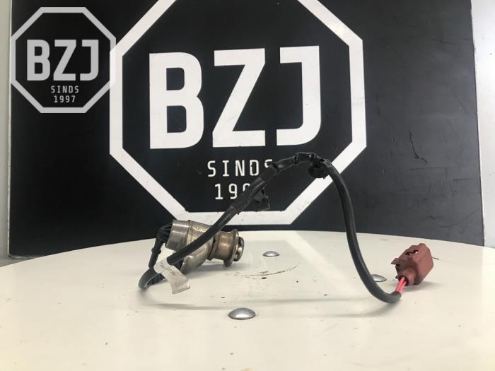 Gebruikte Injector adblue Seat Ateca (5FPX) 2.0 TDI 16V Prijs op aanvraag aangeboden door BZJ b.v.
