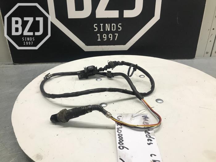 Lambda Sonde van een Mercedes-Benz C (W203) 2.2 C-220 CDI 16V 2006