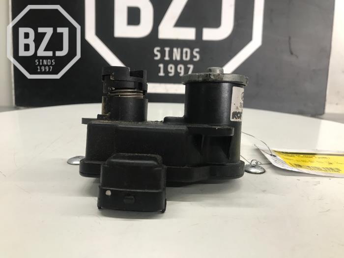 Gebruikte Wervelklep motor Hyundai Tucson (JM) 2.0 CRDi 16V 4x4 Prijs op aanvraag aangeboden door BZJ b.v.