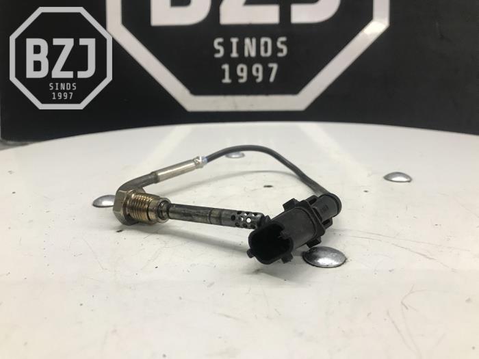 Gebruikte Uitlaat temperatuursensor Opel Insignia Sports Tourer 2.0 CDTI 16V 140 ecoFLEX Prijs op aanvraag aangeboden door BZJ b.v.