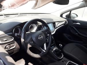 Gebruikte Airbag set + dashboard Opel Astra K Sports Tourer Prijs op aanvraag aangeboden door BZJ b.v.