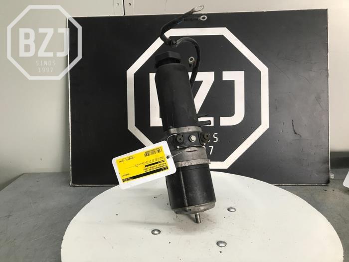 Gebruikte Pomp Servo Mercedes A (W168) 1.4 A-140 Prijs € 100,00 Margeregeling aangeboden door BZJ b.v.