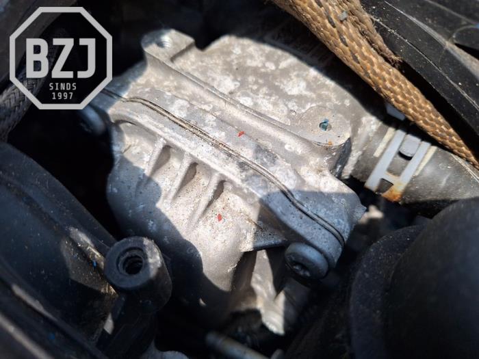 EGR koeler van een Audi SQ5 2014