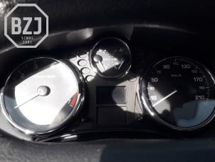 Gebruikte Tellerklok Peugeot 207 CC (WB) 1.6 16V Prijs op aanvraag aangeboden door BZJ b.v.