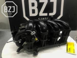 Gebruikte Inlaatspruitstuk Hyundai i20 1.2i 16V Prijs € 150,00 Margeregeling aangeboden door BZJ b.v.