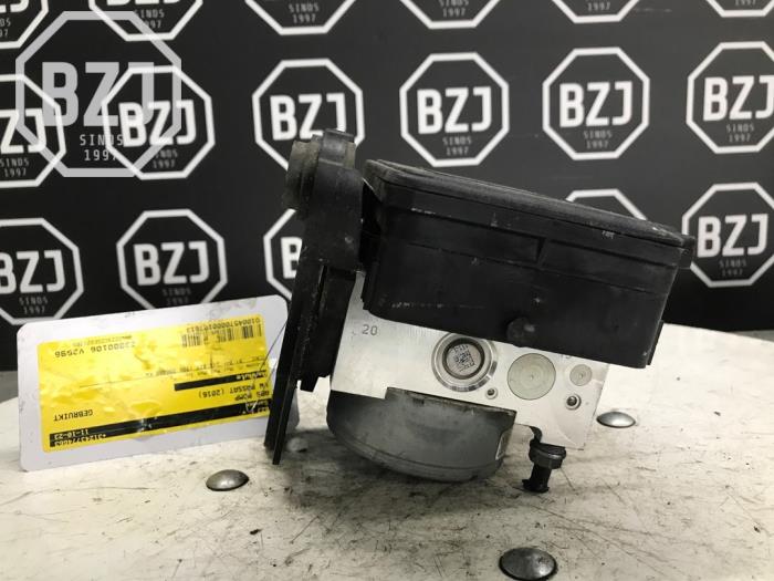Gebruikte ABS Pomp Volkswagen Passat Variant (3G5) 1.4 GTE 16V Prijs € 150,00 Margeregeling aangeboden door BZJ b.v.