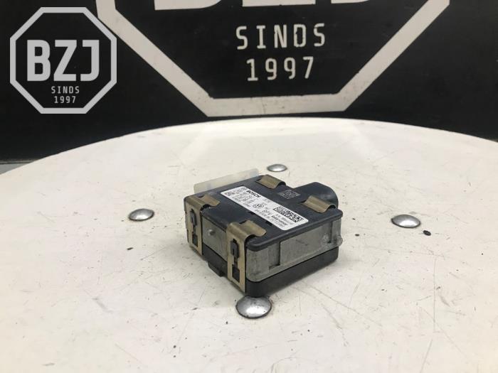Gebruikte Cruise control sensor Volkswagen Passat Variant (3G5) 1.4 GTE 16V Prijs € 200,00 Margeregeling aangeboden door BZJ b.v.