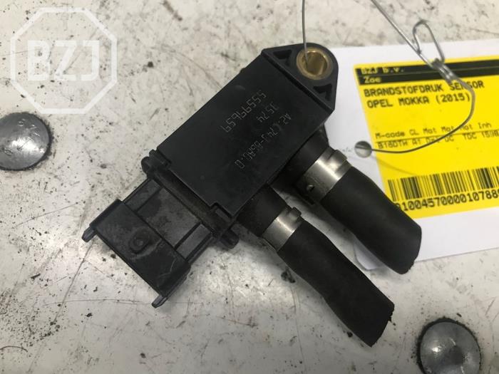 Brandstofdruk sensor van een Opel Mokka/Mokka X 1.6 CDTI 16V 4x2 2015