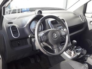 Gebruikte Dashboard Suzuki Splash 1.0 12V Prijs op aanvraag aangeboden door BZJ b.v.