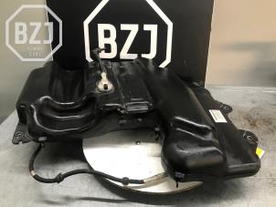 Gebruikte Adblue tank Mercedes Vito Tourer (447.7) 2.2 114 CDI 16V Prijs op aanvraag aangeboden door BZJ b.v.