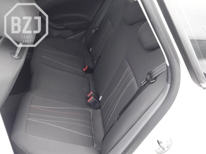 Bekleding Set (compleet) van een Seat Ibiza ST (6J8) 1.2 TDI Ecomotive 2012