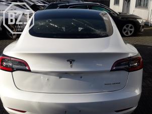 Gebruikte Achterklep Tesla Model 3 Long Range, Performance AWD Prijs € 975,00 Margeregeling aangeboden door BZJ b.v.